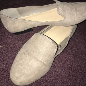 Women’s Flat Shoes